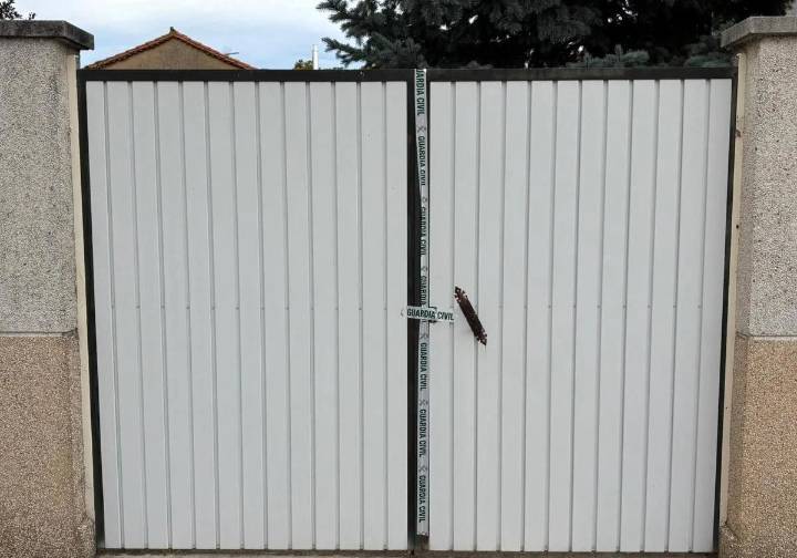 Encuentran el cadáver de un hombre con los genitales desmembrados en un pozo en Lorenzana