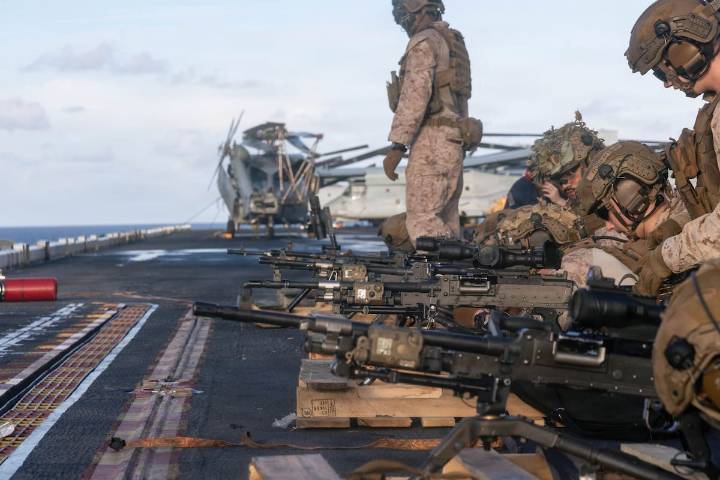 Washington Post revela que Trump evalúa atacar Venezuela en medio de preparativos militares de EE.UU.