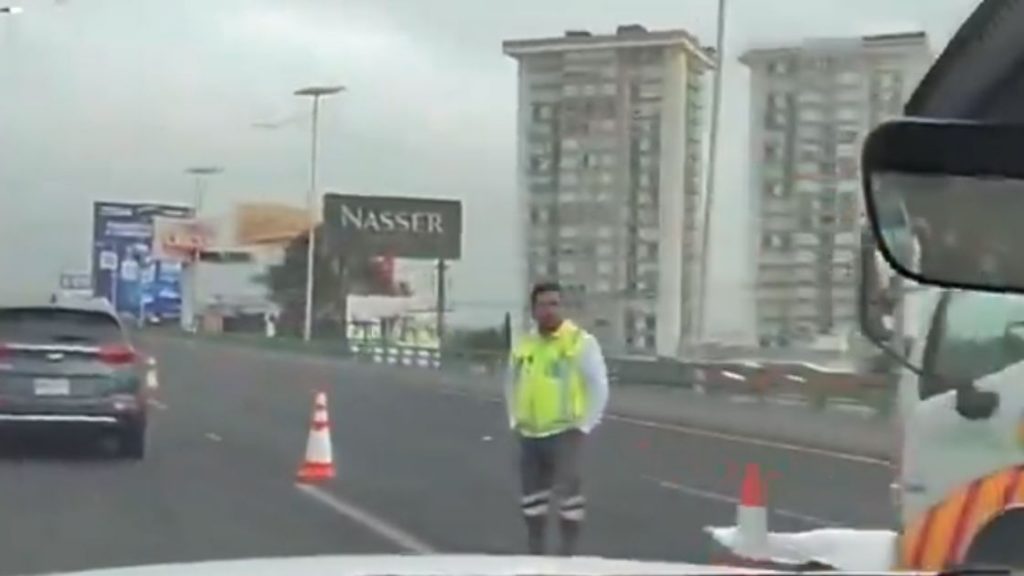 En Naucalpan… Muere en segundo piso de periférico