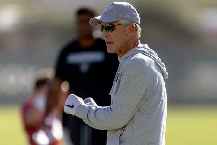 Raiders coach Pete Carroll still preaching competition in NFL Week 11