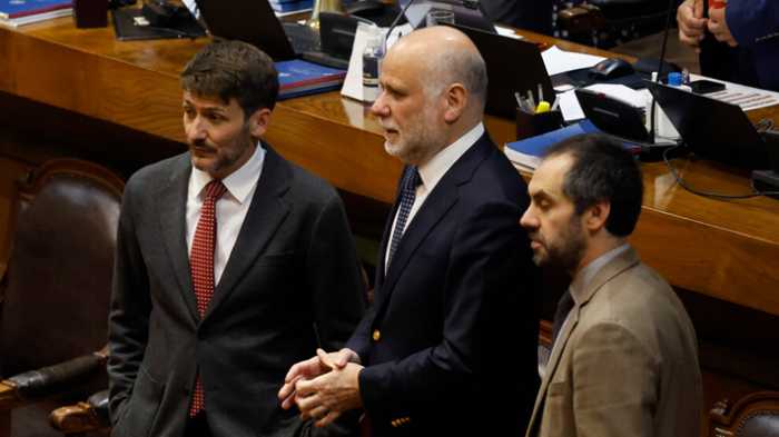 Cámara Baja aprobó acusación constitucional contra Pardow con división oficialista: el FA, PC y PS se cuadraron con exministro