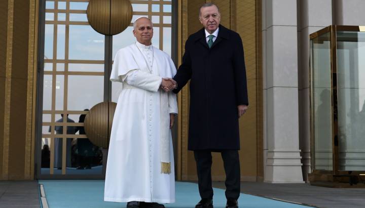 As he opens his first foreign trip, Pope Leo XIV encourages Turkey to be a force for stability, peace