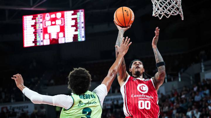 Devin Robinson, fuera de la convocatoria de Casademont Zaragoza para enfrentarse al Bakken Bears