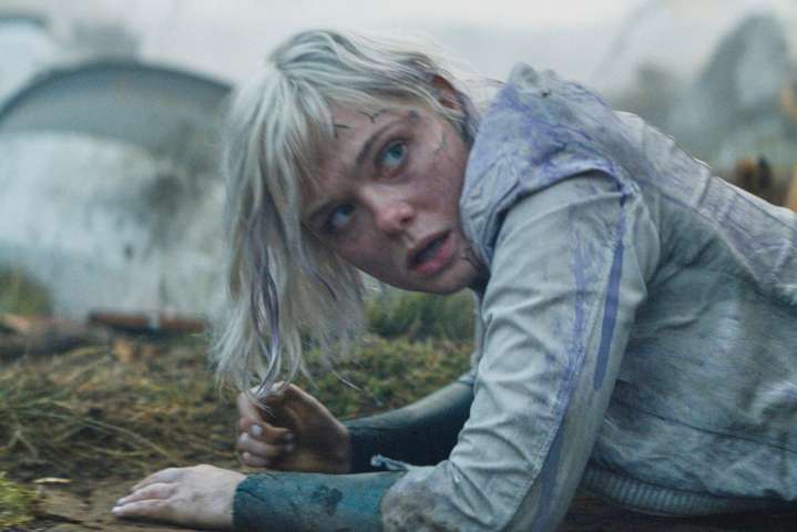 Elle Fanning’s disjointed android steals the show in ‘Predator: Badlands’