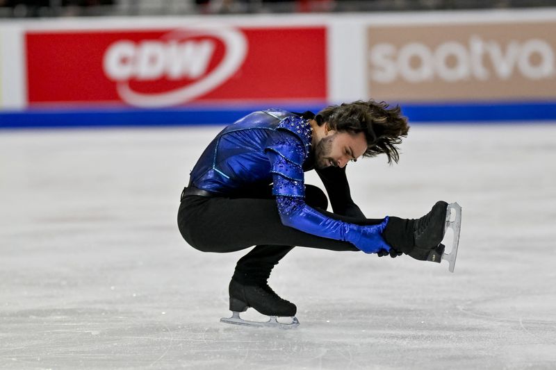 Figure skating-France’s Aymoz claims first Grand Prix win at Skate America