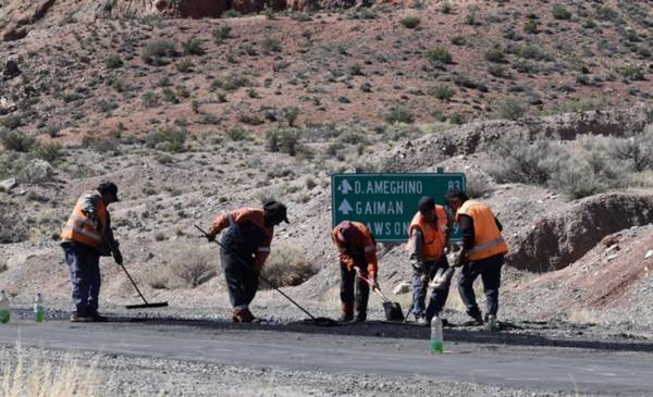 Vialidad Nacional realiza trabajos de mantenimiento en varias rutas de Chubut