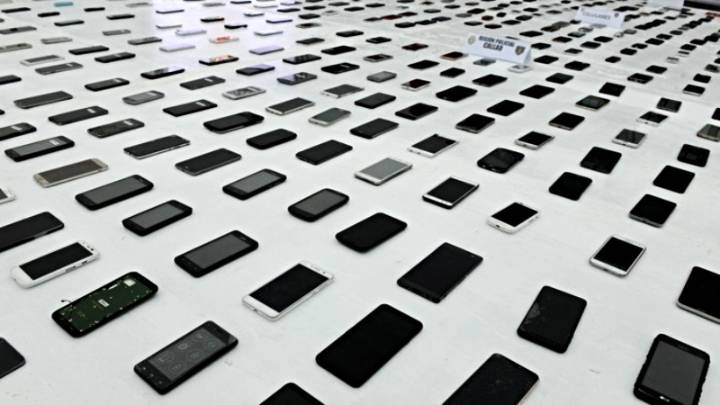 Ejecutivo refuerza control sobre activación y venta ilegal de líneas móviles