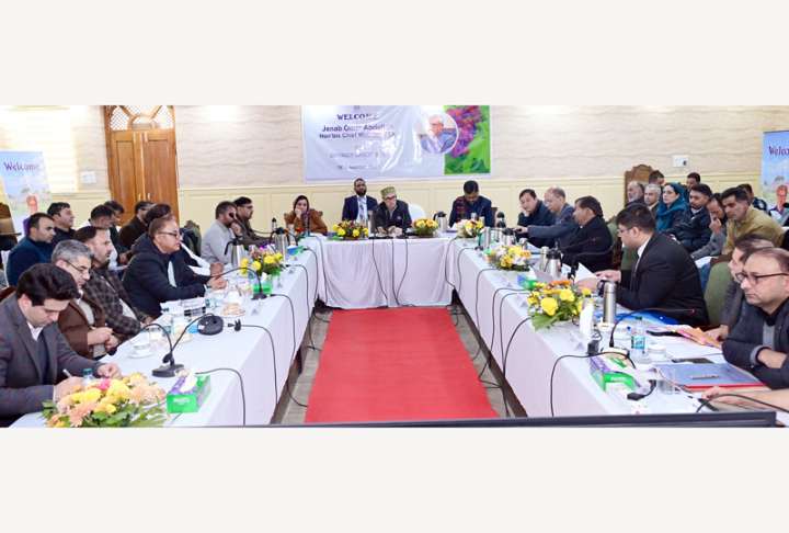 CM inaugurates, lays foundation of projects in Ganderbal