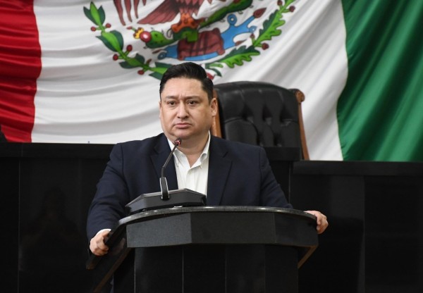 'Pérez Cuéllar habla de congruencia cuando anda de partido en partido'