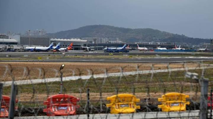 Mumbai airport runways to be closed for 6 hours tomorrow for maintenance works
