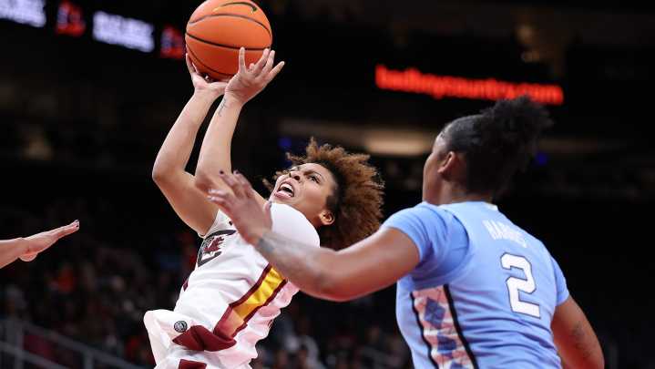 South Carolina guard Maddy McDaniel photos