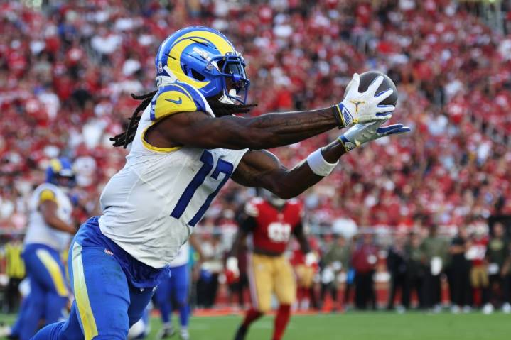 Rams’ Davante Adams exits win over 49ers with oblique injury