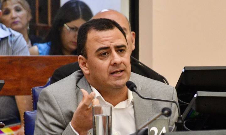 Samaniego: “El Presidente debe entender que es su obligación incluir a los que piensan diferente”