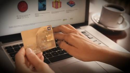 Holiday deals are here and scammers are waiting: What to know before you click 'Buy'