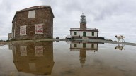 Última oportunidad para convertir en alojamiento el faro de Corrubedo