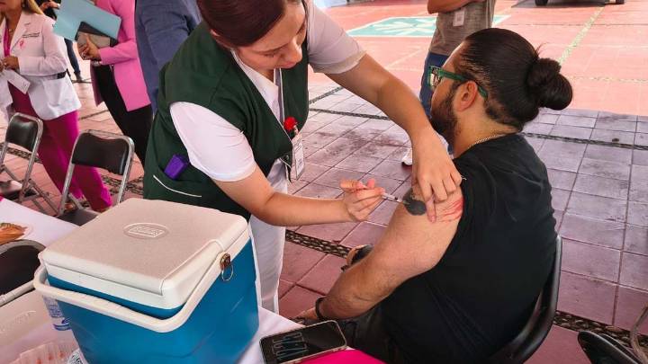 Invita el IMSS a aprovechar los beneficios de la vacunación