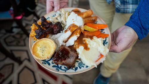 Restaurants open on Thanksgiving