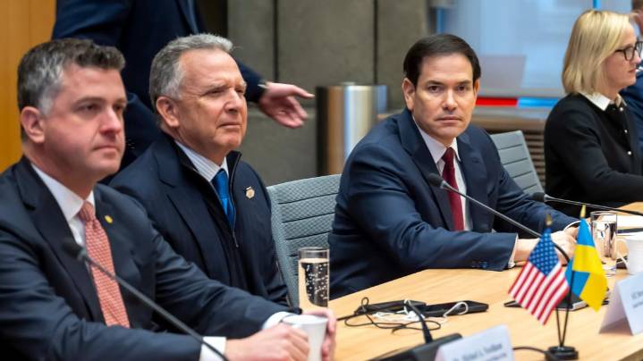 In Geneva, US and Ukraine officials report progress on ending Russia's war but offer few specifics