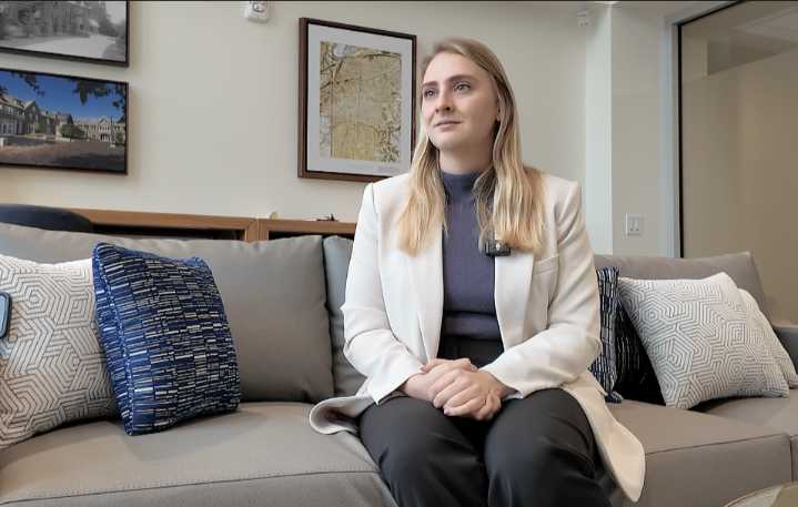 ‘Christmas is something they’re not willing to give up,’ Holiday spending expected to reach $1 trillion