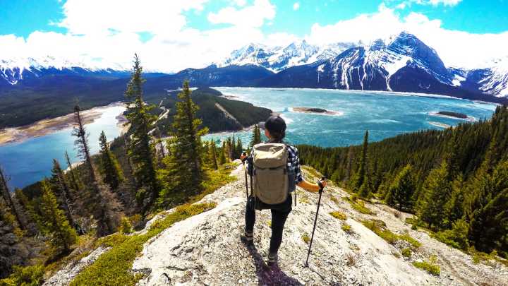 Top U.S. Ally Snubs America For This Canadian Destination, Naming It The Most Desirable Place In The World