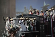 Sheinbaum defiende la Revolución y rechaza intentos de 'restaurar privilegios para unos cuantos'