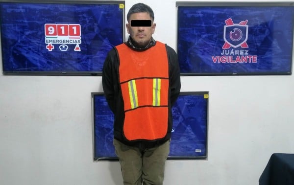 Intenta asaltar con pistola de juguete; es detenido por municipales