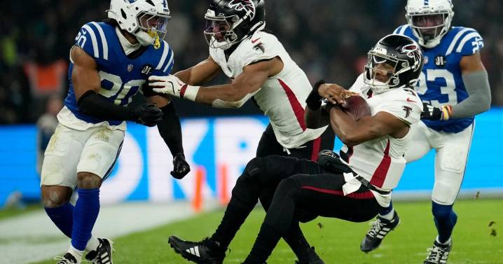 Falcons' Penix receives pep talk as Morris wants the quarterback to avoid 'being so hard on himself'