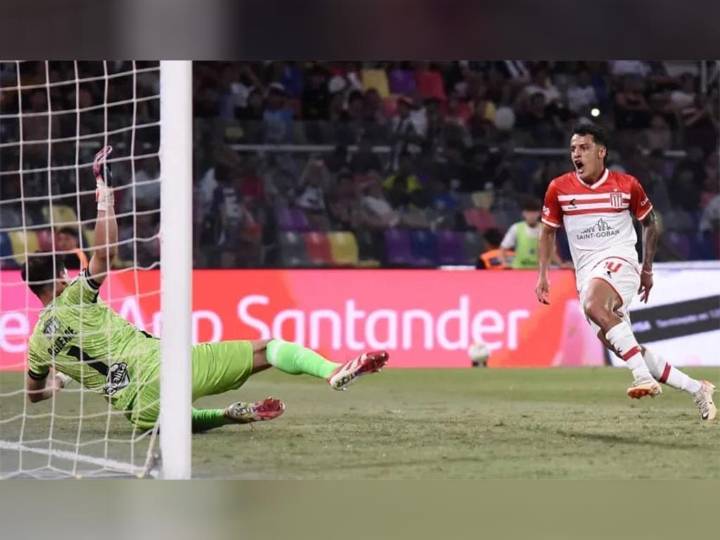 Estudiantes de La Plata a la semifinal del fútbol argentino
