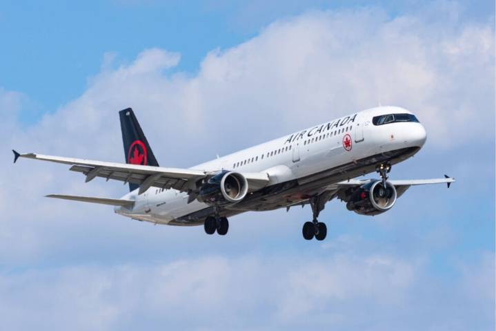 Canadian airlines update on possible U.S. flight cancellations