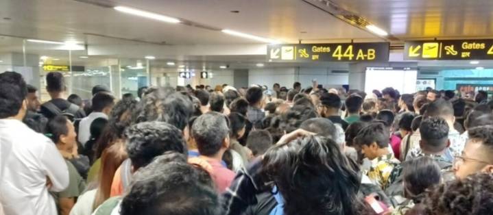 Delhi Airport Faces Major Disruptions as ATC Glitch and GPS Spoofing Trigger Widespread Flight Delays