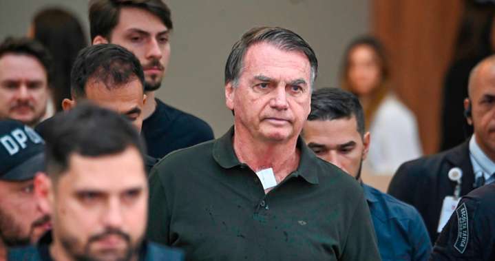 La defensa de Bolsonaro pide cumplir la condena en casa por «riesgo inmediato» a su salud