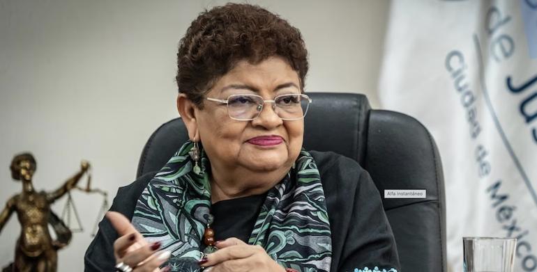 Versión: Ernestina Godoy nueva titular de la FGR