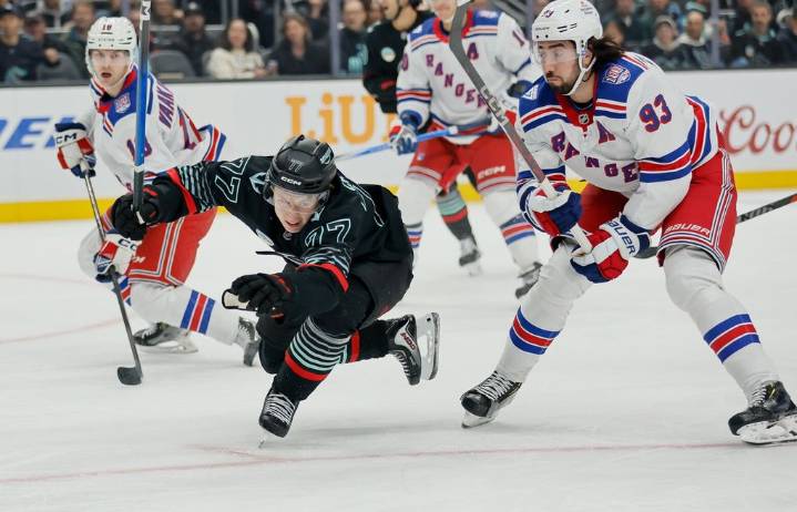Photos: Seattle Kraken lose to New York Rangers