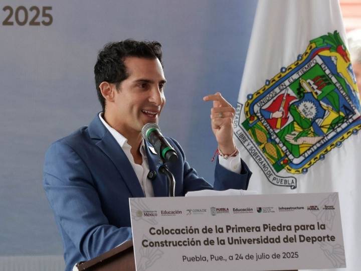 Nuevas acusaciones rodean a Rommel Pacheco: señalan red de contratos públicos que favorecen a su familia