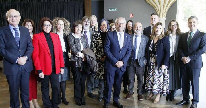 Emotiva despedida al ourensano Julián Pardinas: “Fui muy feliz en la Fiscalía”