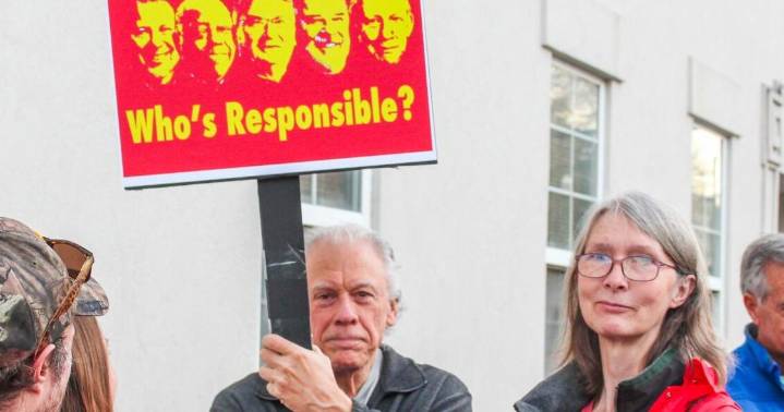 Commissioners delay data center vote amid public pushback