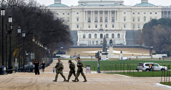 Trabajaba en Amazon y fue militar: Esto sabemos de Rahmanullah Lakanwal, sospechoso de tiroteo en EU