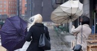 New 19-hour Met Office weather warnings issued as Brits brace for 75mph winds