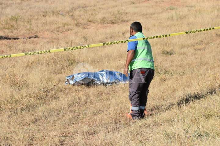 Localizan cuerpo con huellas de violencia en el libramiento oriente