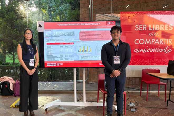 Estudiantes de Ibero Tijuana presentan investigaciones en CDMX