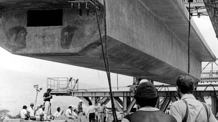 El Metro que se construyó en medio del caos y resucitó a Medellín