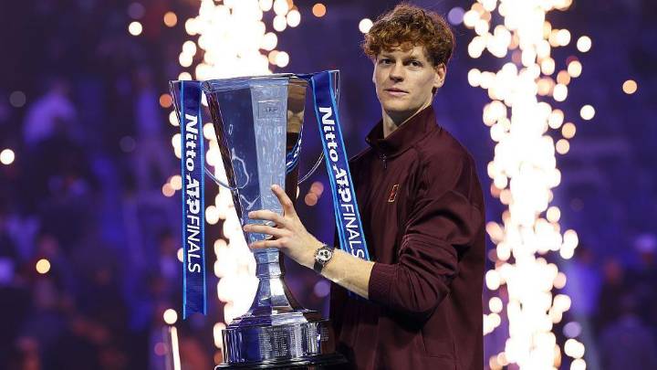 Jannik Sinner doblega a Alcaraz y se corona en el Masters ATP