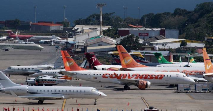 España recomienda evitar viajar a Venezuela tras cancelación de rutas internacionales