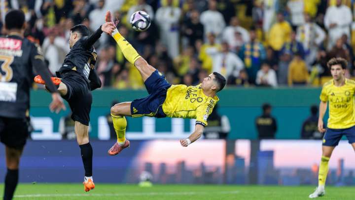 Cristiano Ronaldo le Da la Victoria a Al Nassr Con Golazo de Chilena