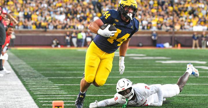 Michigan Football injury updates on Max Bredeson, Rod Moore, more