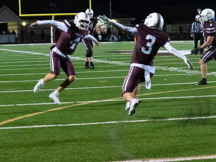 Dexter football rides historic QB-WR duo back to D2 state semifinals