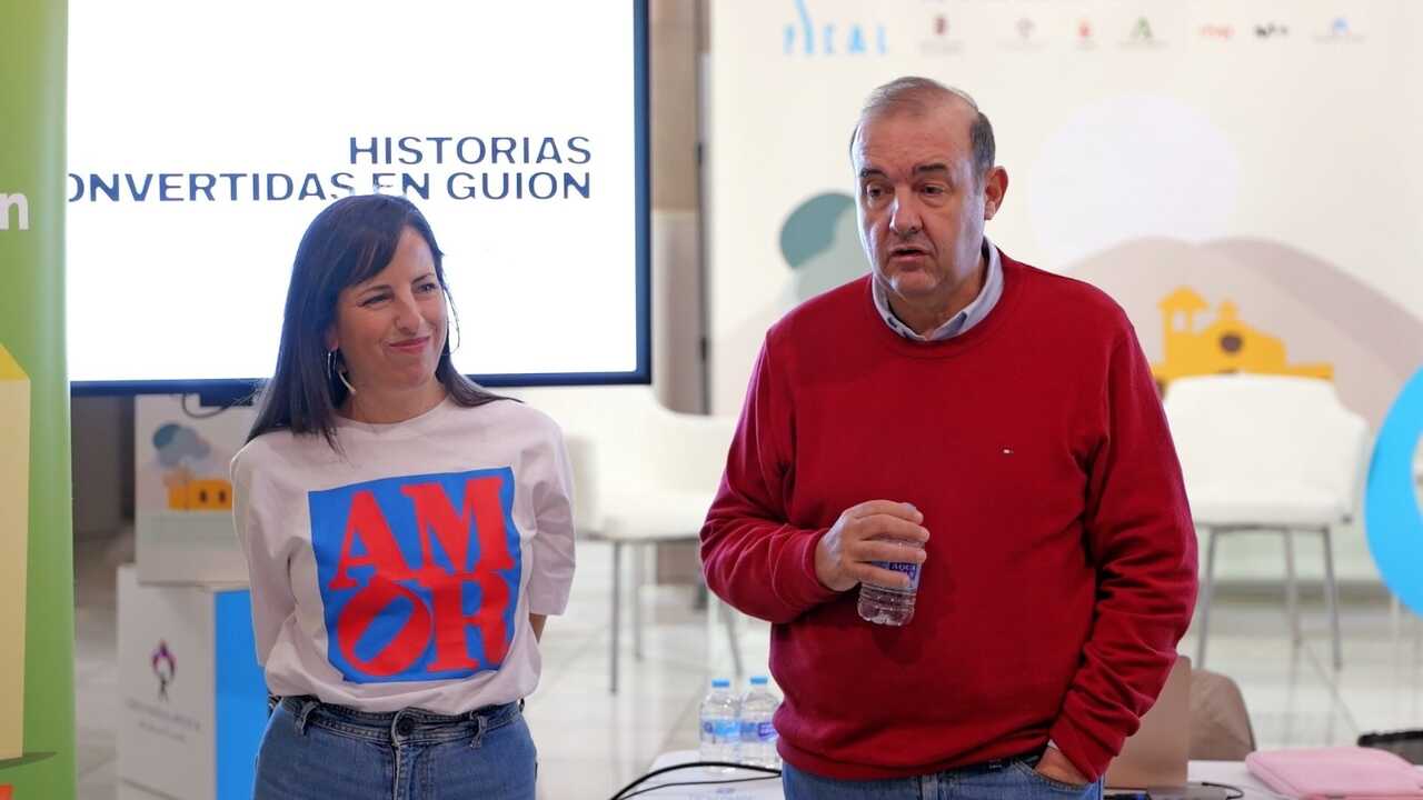 Celia de Molina acerca el proceso del guion cinematográfico en una charla