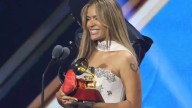 Latin Grammy 2025: Karol G emociona con poderoso discurso tras ganar Canción del Año por 'Si antes te hubiera conocido'