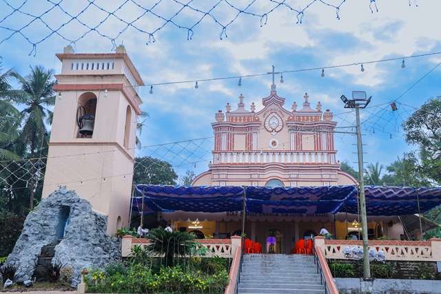 Mangaluru: Confraternity Sunday celebrated with devotion at Holy Family Church, Omzoor