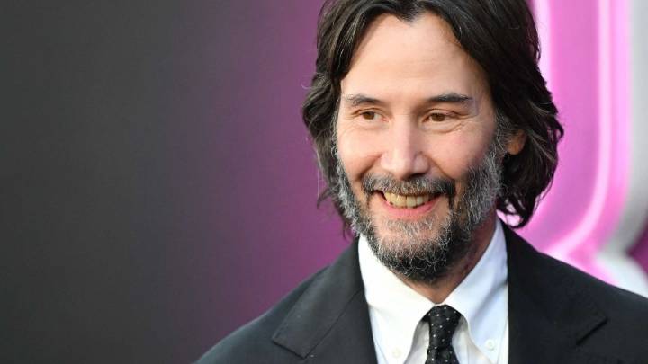 “Gracias por todo su esfuerzo”: Keanu Reeves envía carta escrita a mano a la PDI tras recuperar sus relojes robados por chileno